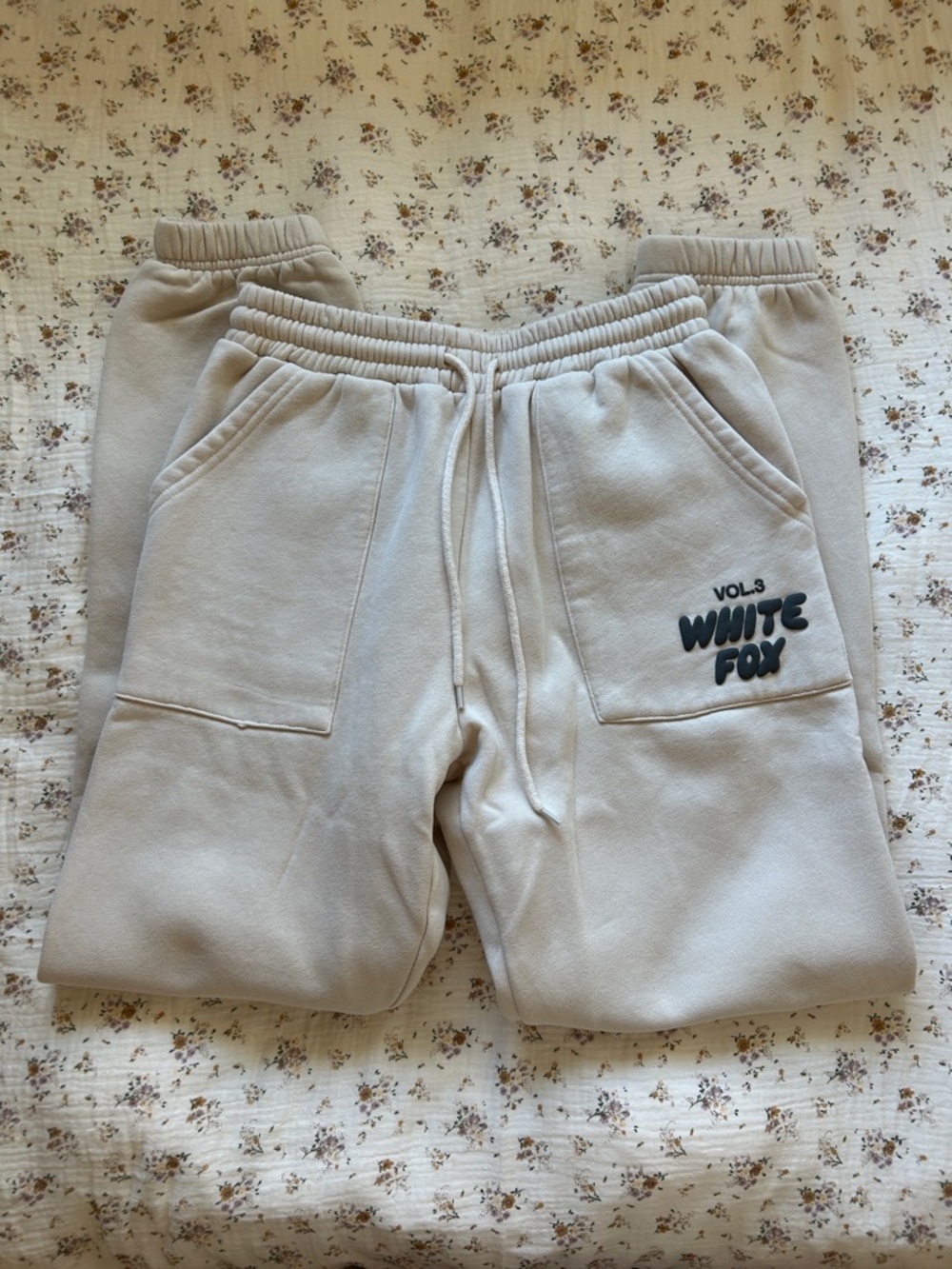 Women’s White Fox Volume 3 Sweatpants